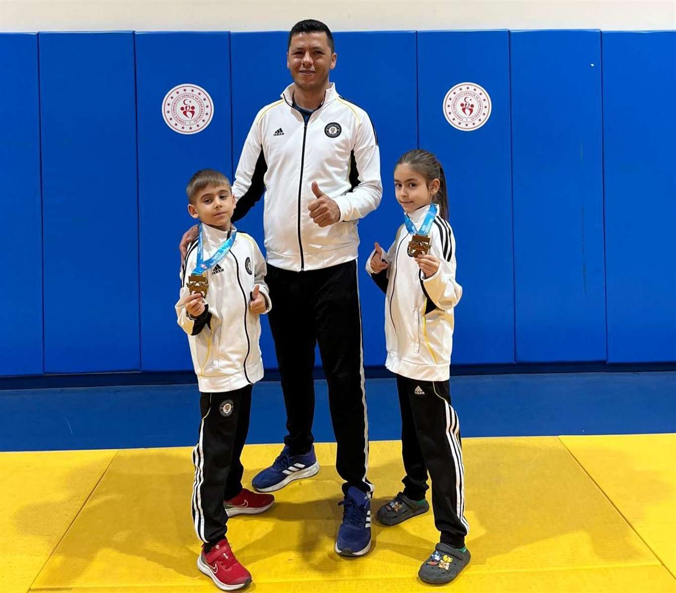 Muğlalı kardeşler Türkiye Karate Şampiyonu oldu haberi